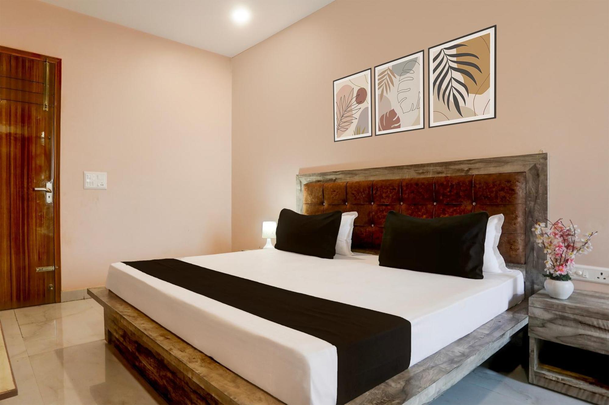 Hotel O Rana Hotel & Restaurant Meerut Bagian luar foto