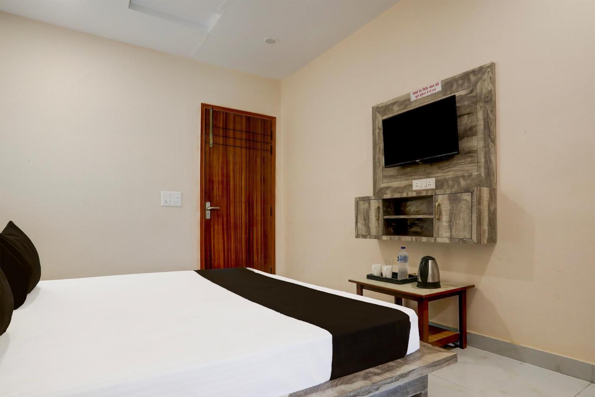 Hotel O Rana Hotel & Restaurant Meerut Bagian luar foto